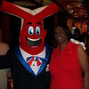 Meet your Posher, Shirley